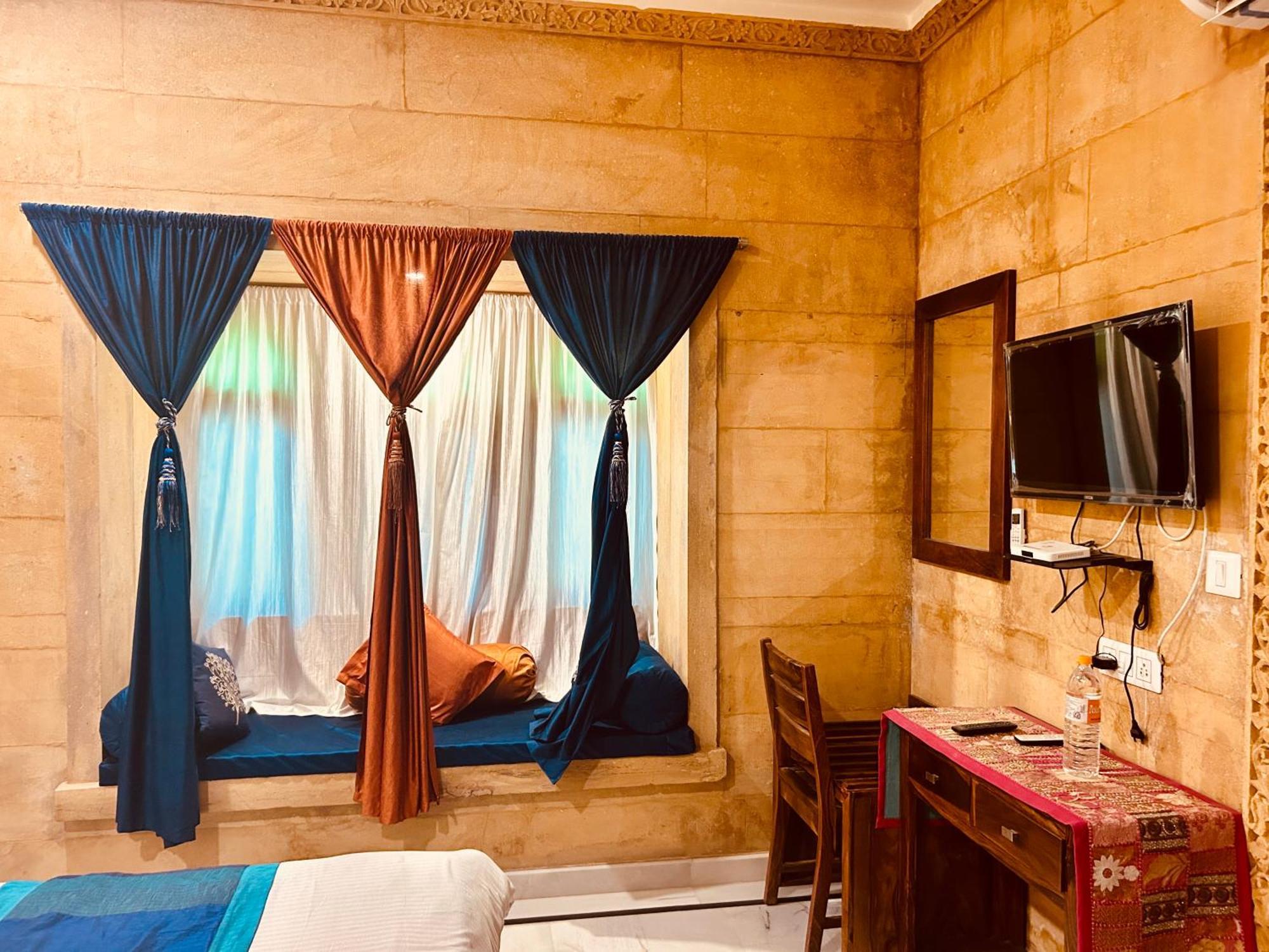 Hotel Heritage Haveli Dzsaiszalmer Kültér fotó